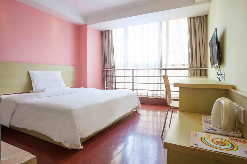 7Days Inn Dalian Heishijiao Software Park Exterior photo